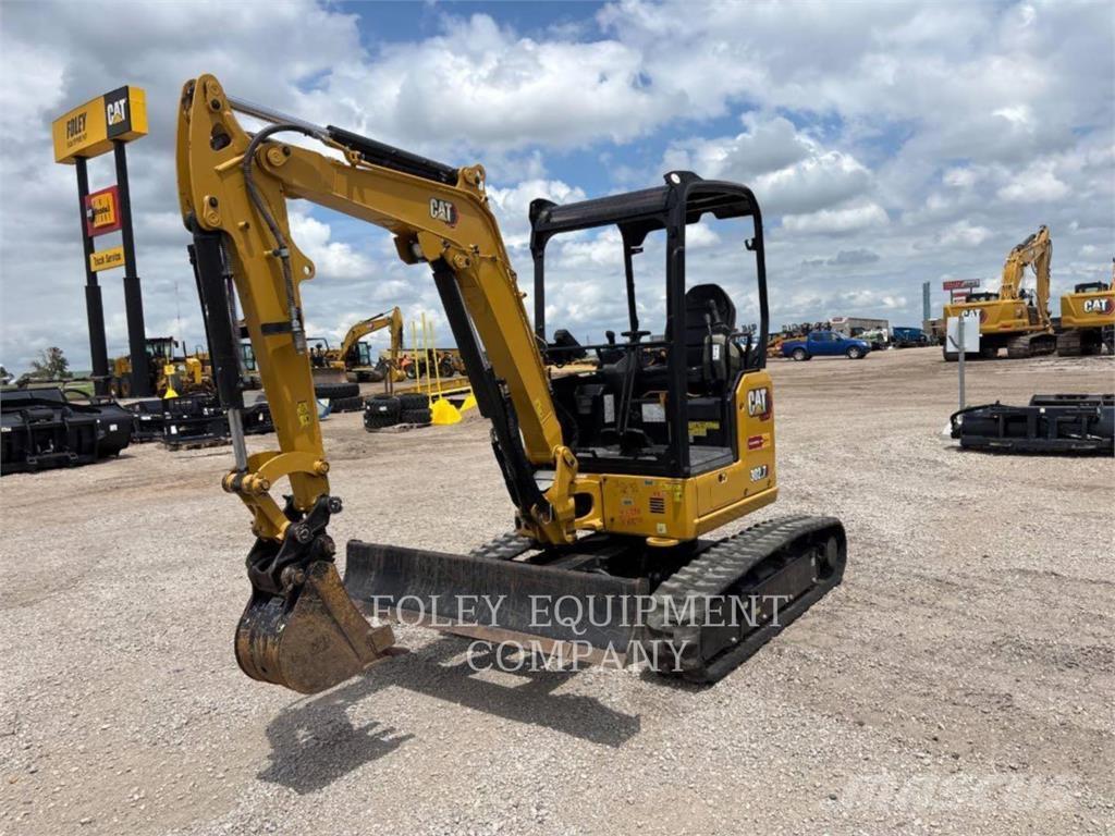 CAT 302.7-07LO Excavadoras sobre orugas