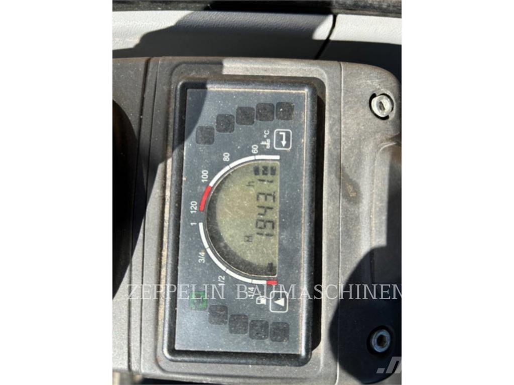 CAT 302.7D Excavadoras sobre orugas