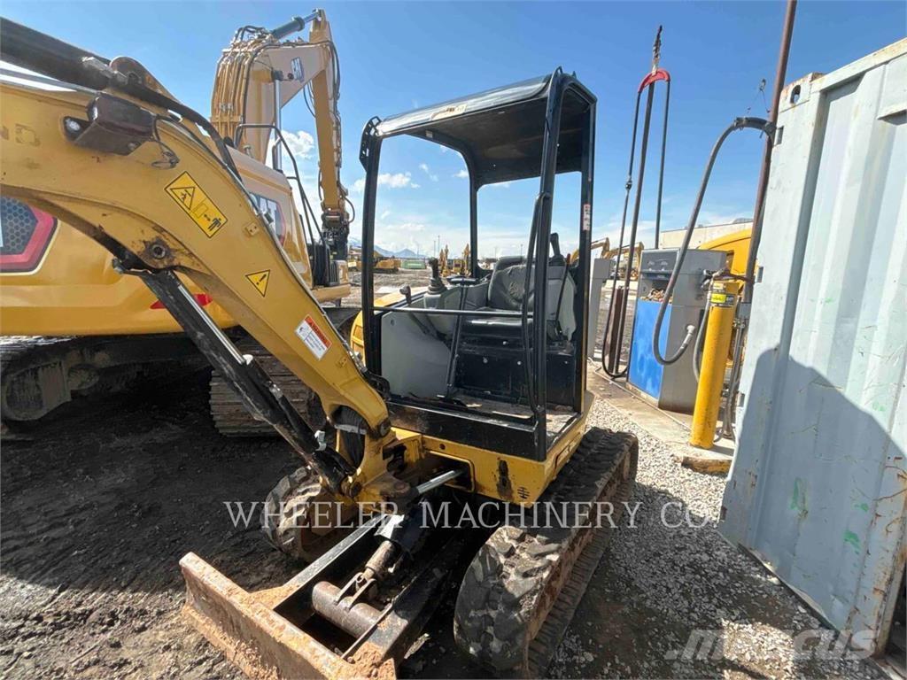 CAT 302.7DC1TH Excavadoras sobre orugas