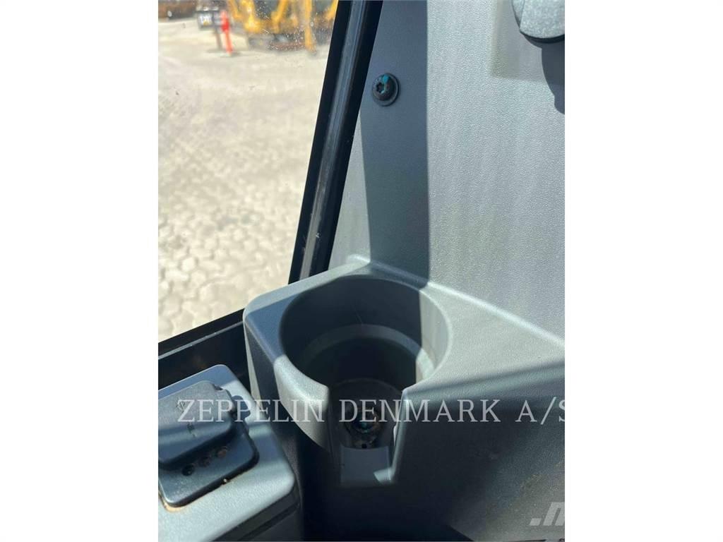 CAT 30205CR Miniexcavadoras