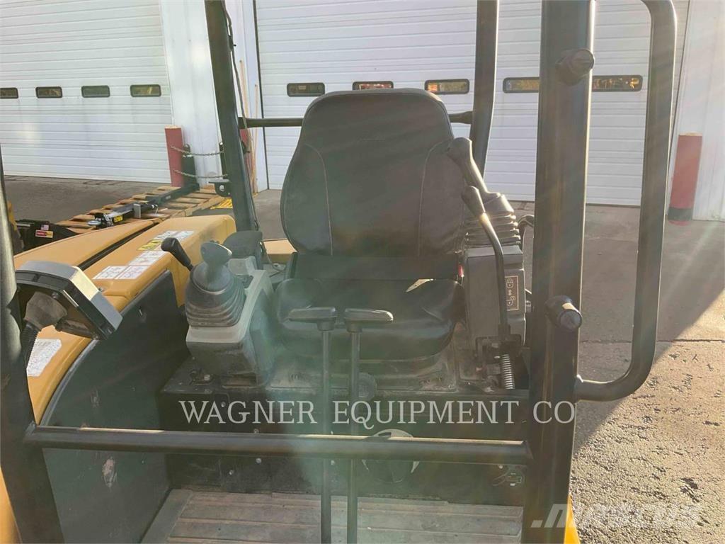 CAT 303.5E2 Excavadoras sobre orugas