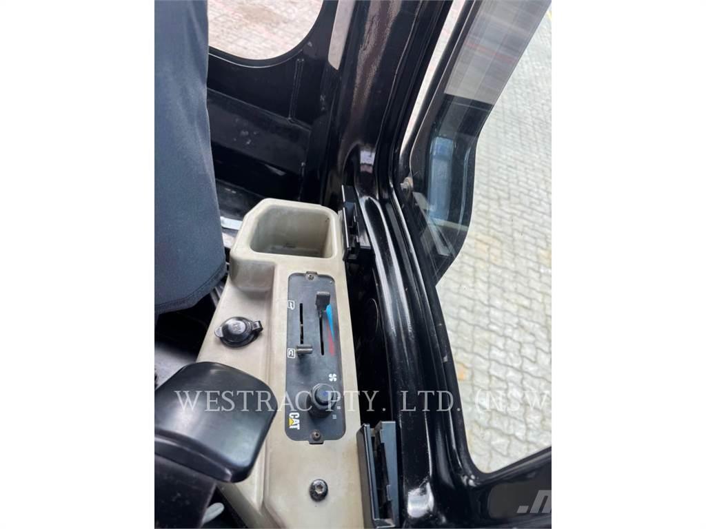 CAT 303.5ECR Excavadoras sobre orugas