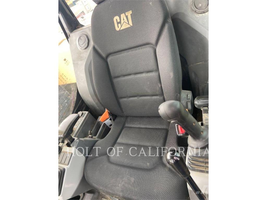 CAT 310 Excavadoras sobre orugas