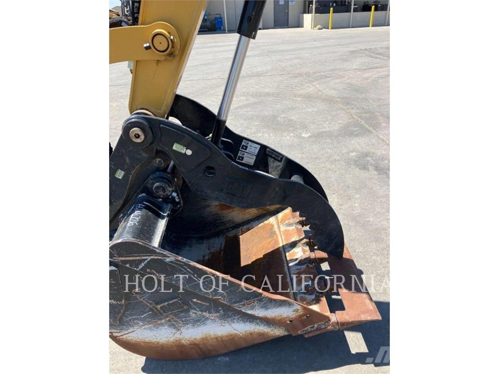 CAT 310 Excavadoras sobre orugas