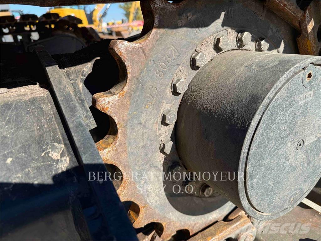 CAT 310 Excavadoras sobre orugas