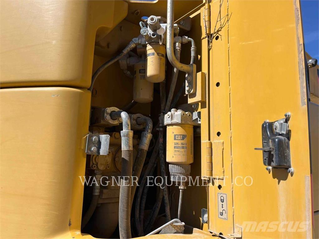 CAT 321DL TCIR Excavadoras sobre orugas