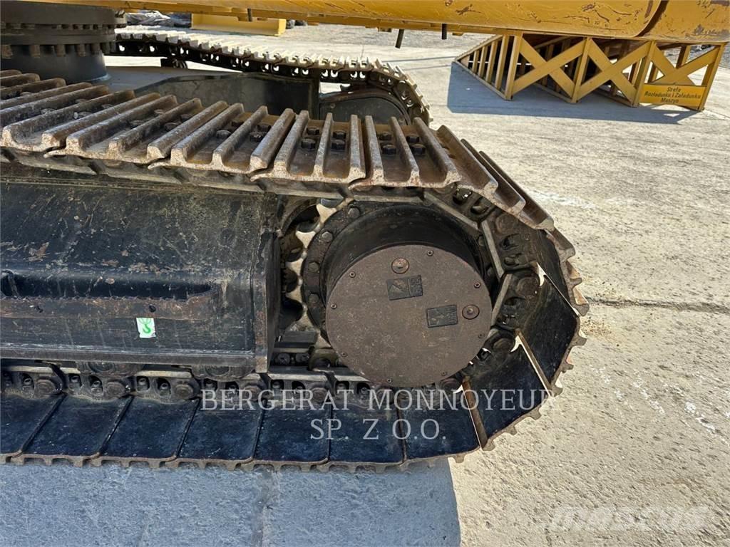 CAT 323 Excavadoras sobre orugas