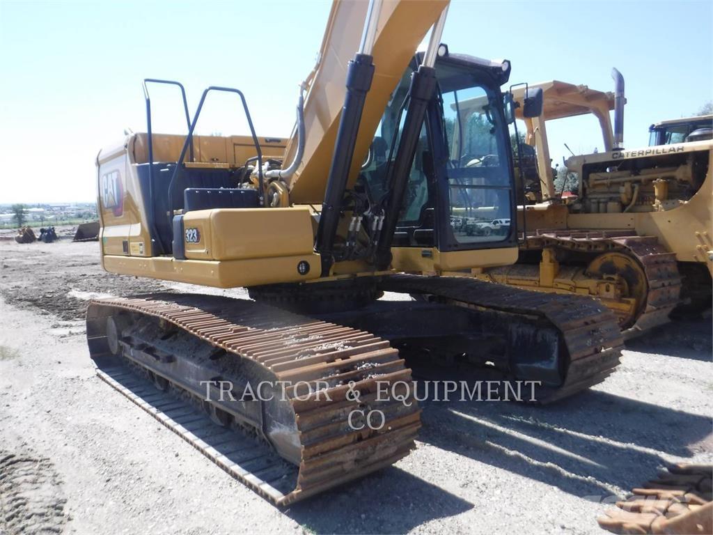 CAT 323 Excavadoras sobre orugas