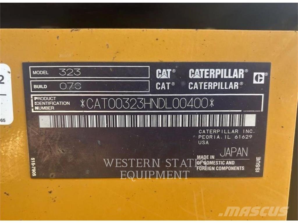 CAT 323 Excavadoras sobre orugas