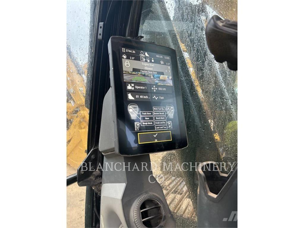 CAT 323 Excavadoras sobre orugas