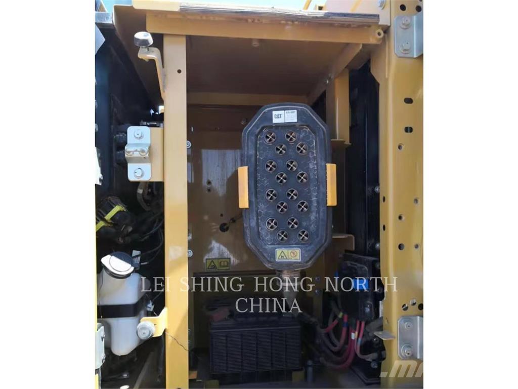 CAT 323-07 Excavadoras sobre orugas