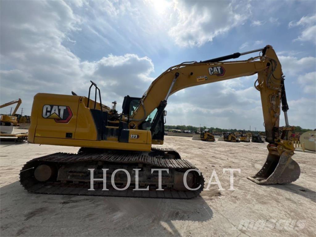 CAT 323 TC Excavadoras sobre orugas