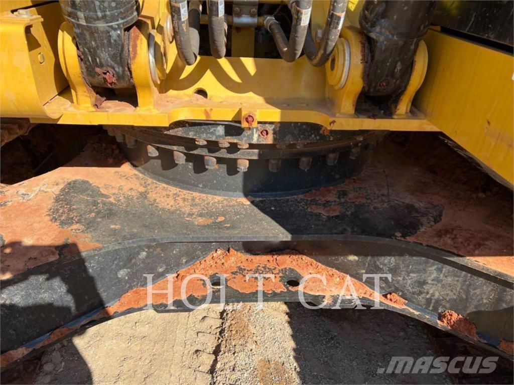 CAT 323 TC Excavadoras sobre orugas