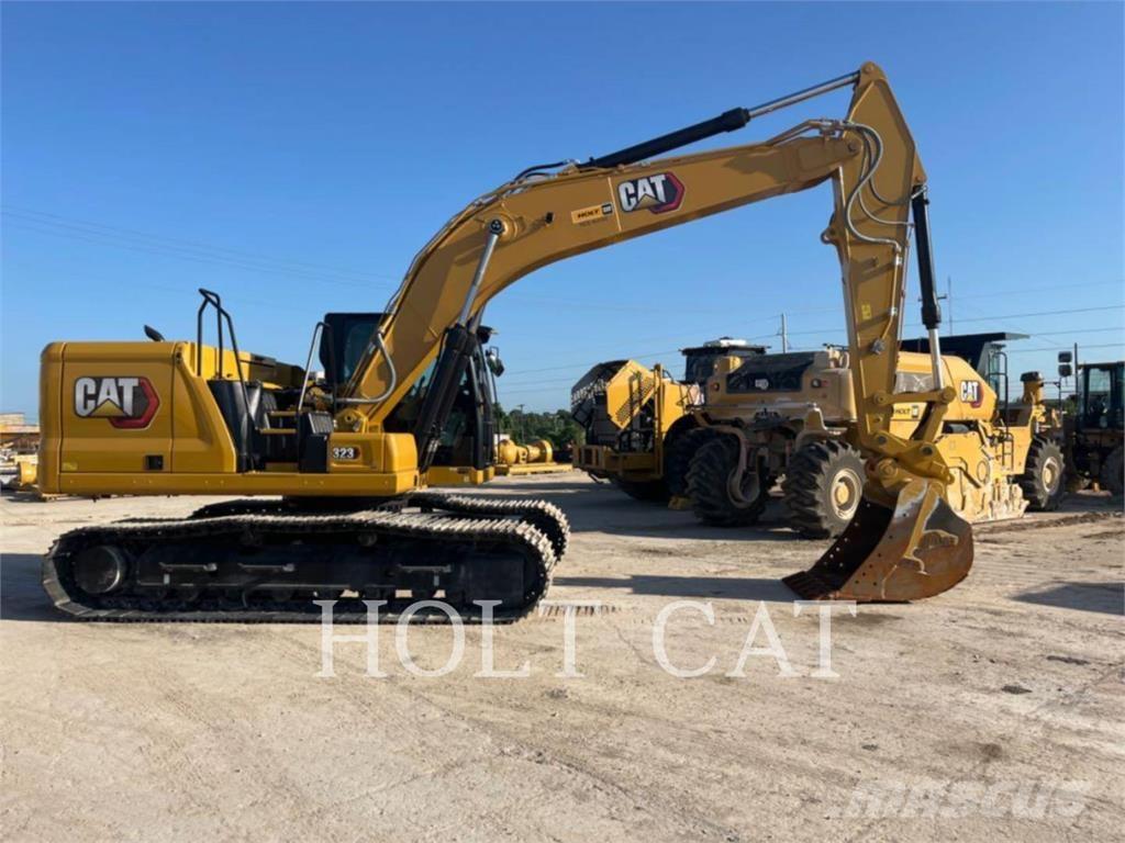 CAT 323 TC Excavadoras sobre orugas