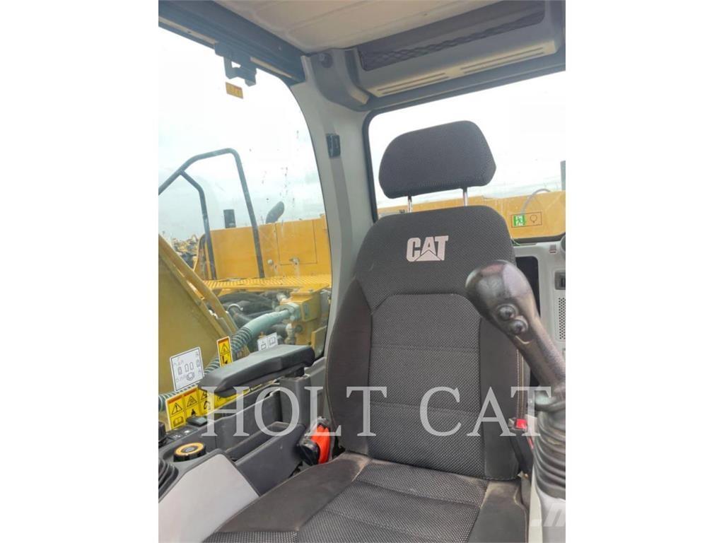 CAT 323 TC3 Excavadoras sobre orugas