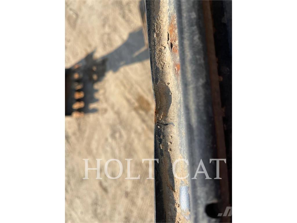 CAT 323FL Excavadoras sobre orugas