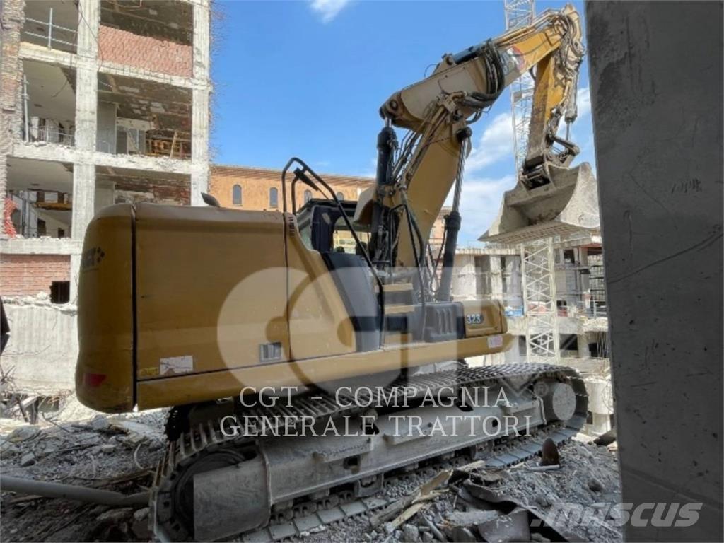 CAT 323LN Excavadoras sobre orugas