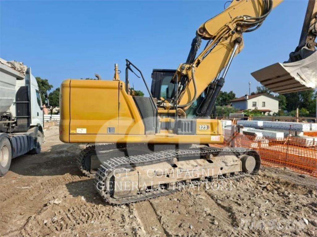 CAT 323LN Excavadoras sobre orugas