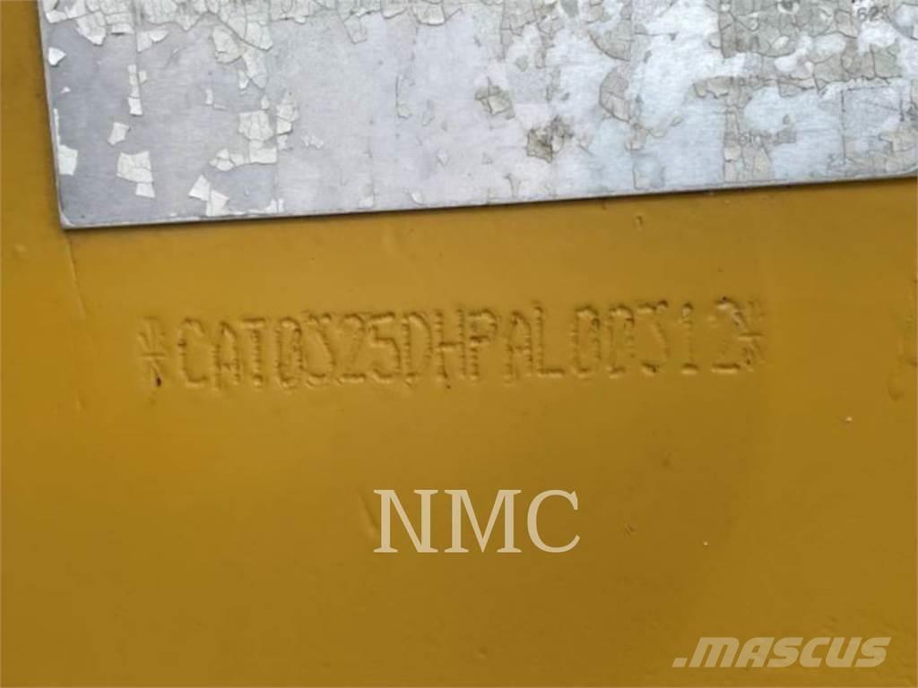 CAT 325DL Excavadoras sobre orugas