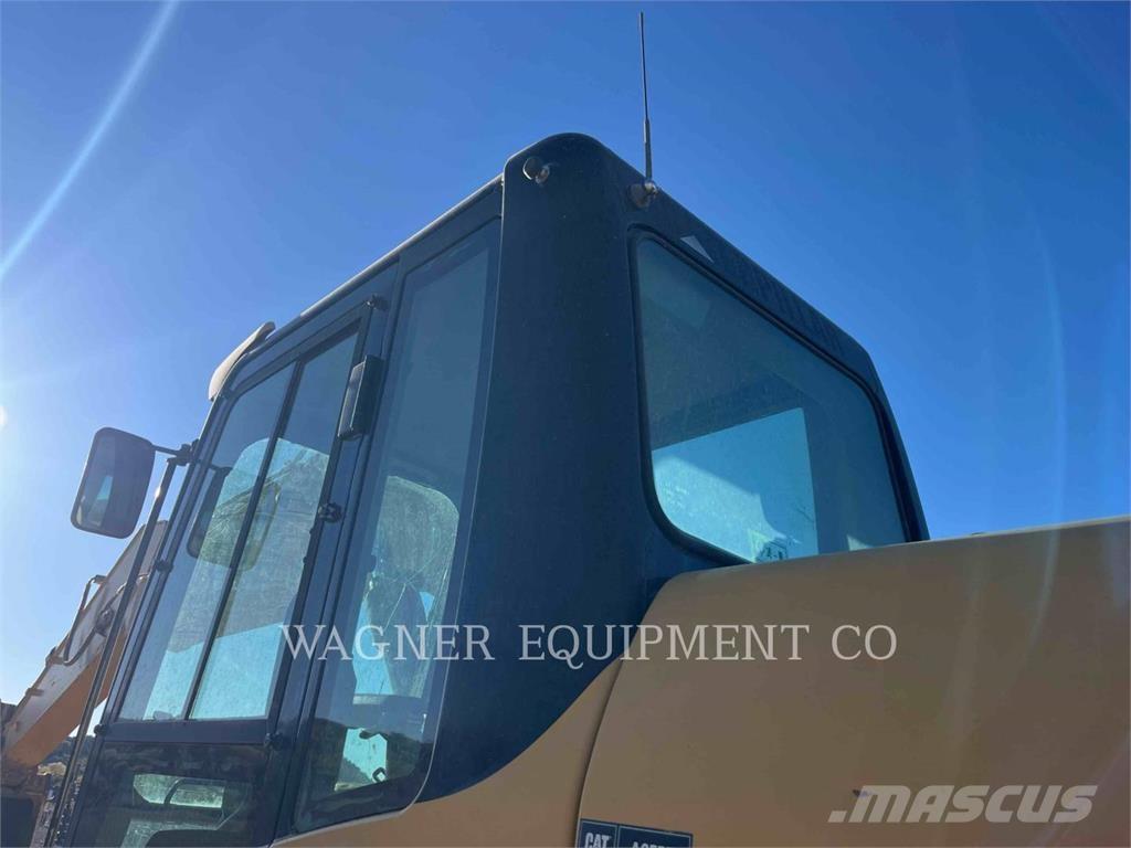 CAT 325DL Excavadoras sobre orugas