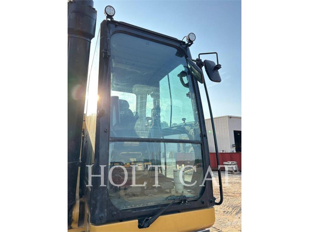 CAT 326 Excavadoras sobre orugas