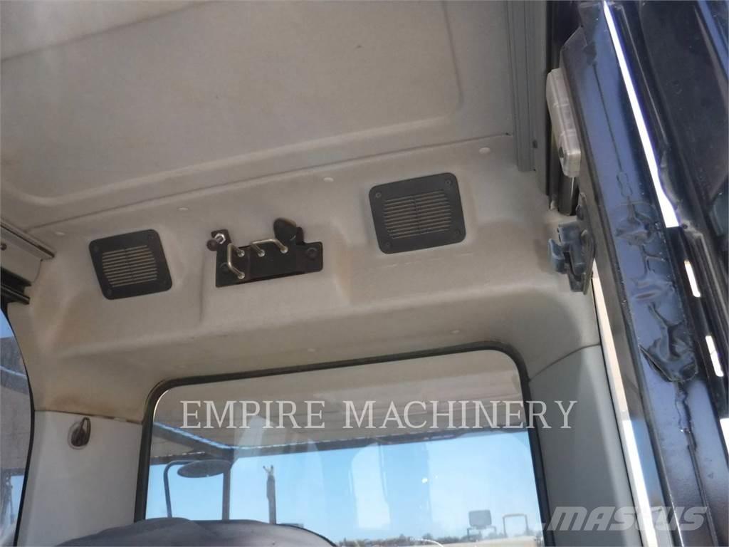 CAT 328DLCR Excavadoras sobre orugas