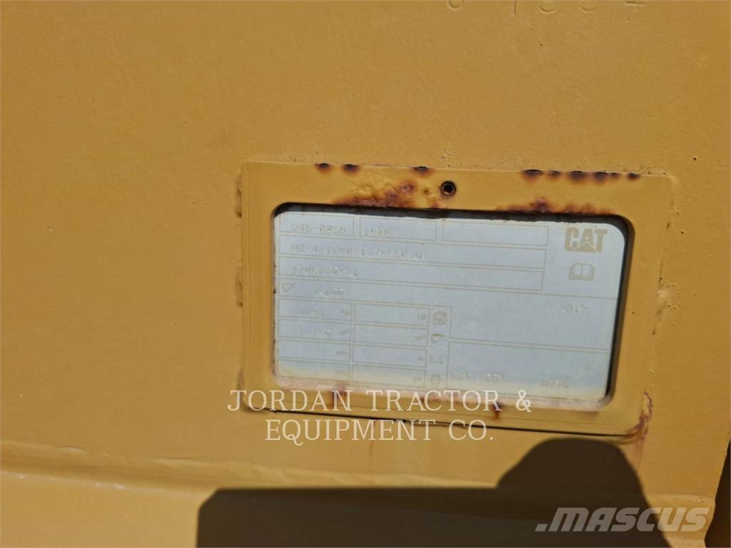 CAT 330D2 Cucharones