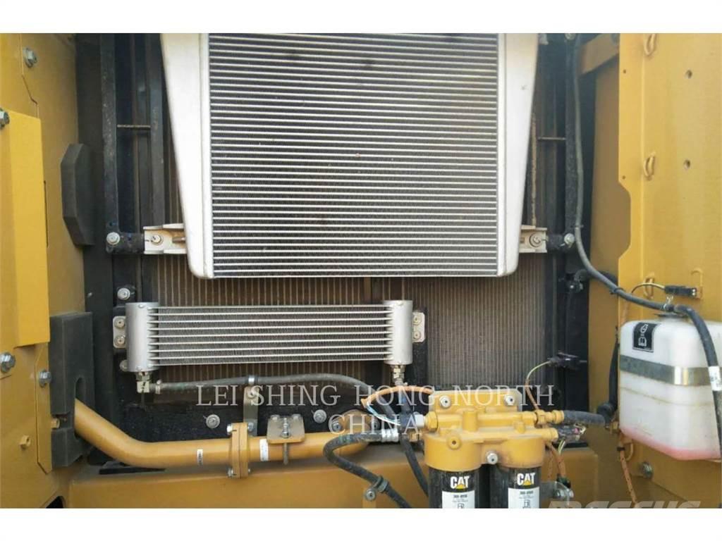 CAT 330D2L Excavadoras sobre orugas