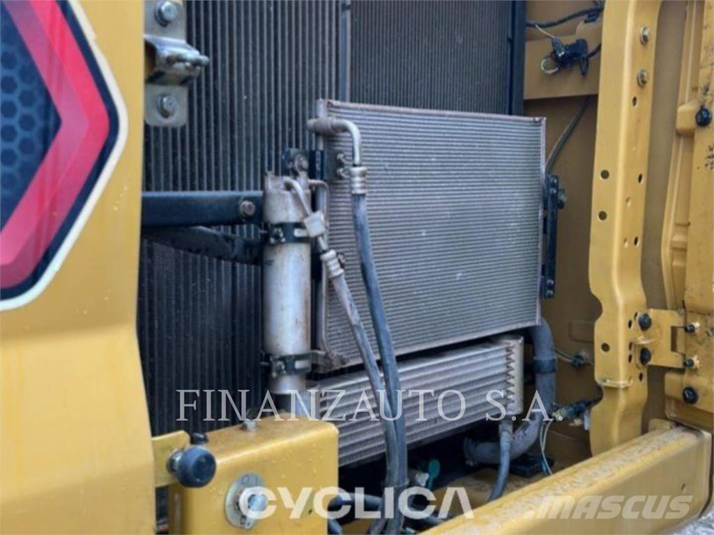 CAT 330GC Excavadoras sobre orugas