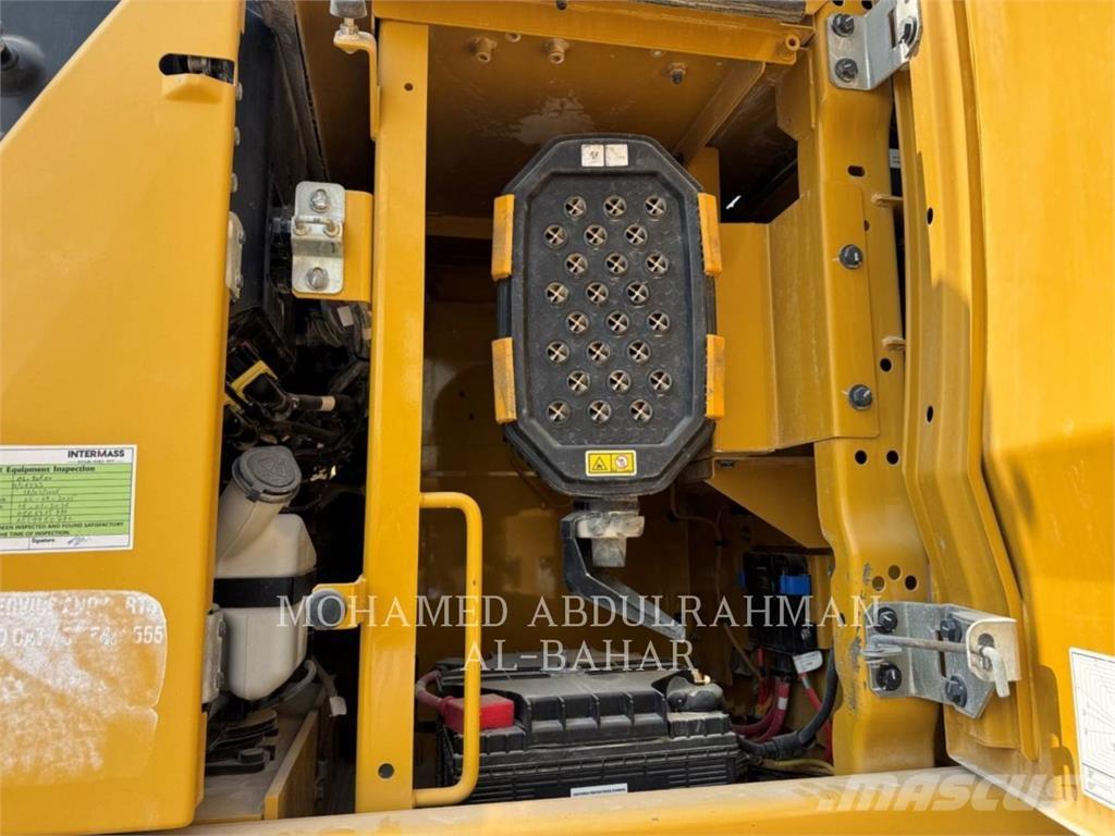 CAT 336-07GC Excavadoras sobre orugas