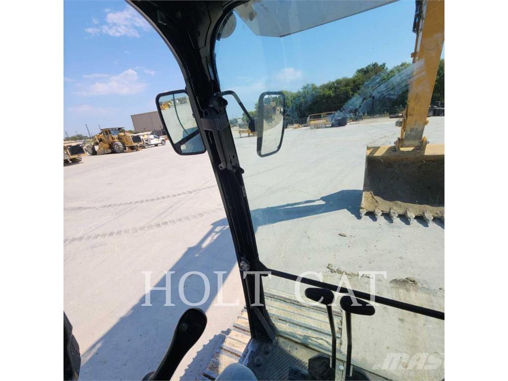 CAT 352 11 Excavadoras sobre orugas