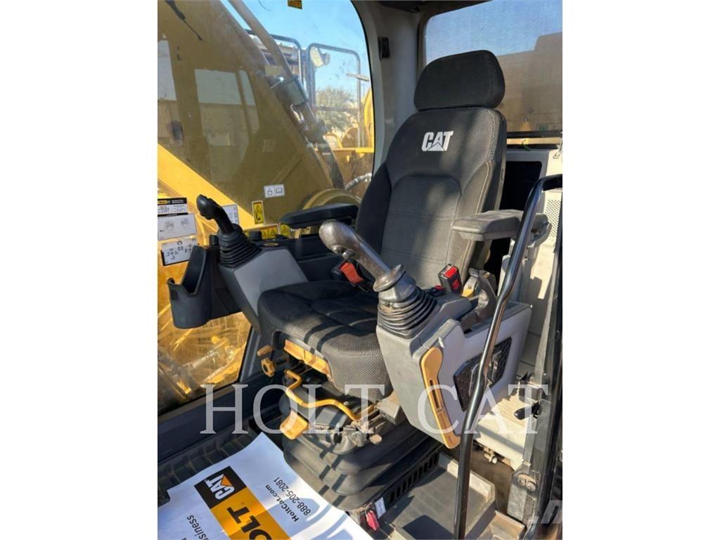 CAT 352 11 Excavadoras sobre orugas