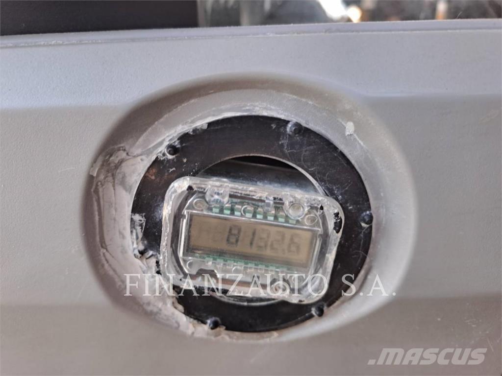 CAT 352FL Excavadoras sobre orugas