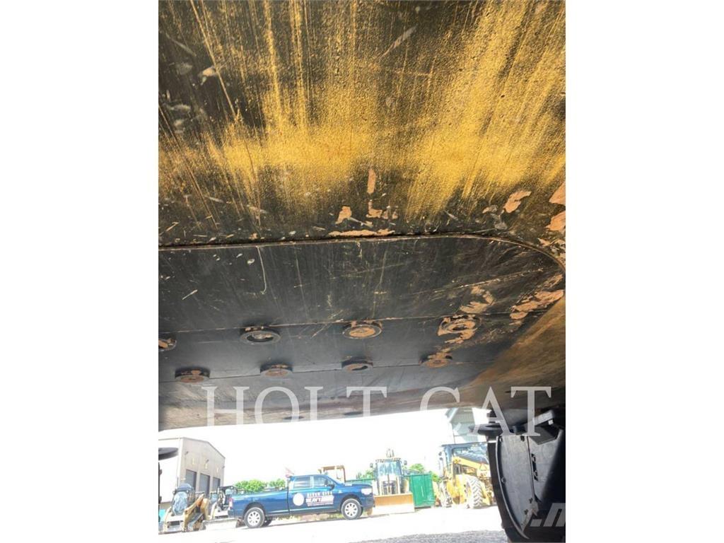 CAT 374 Excavadoras sobre orugas