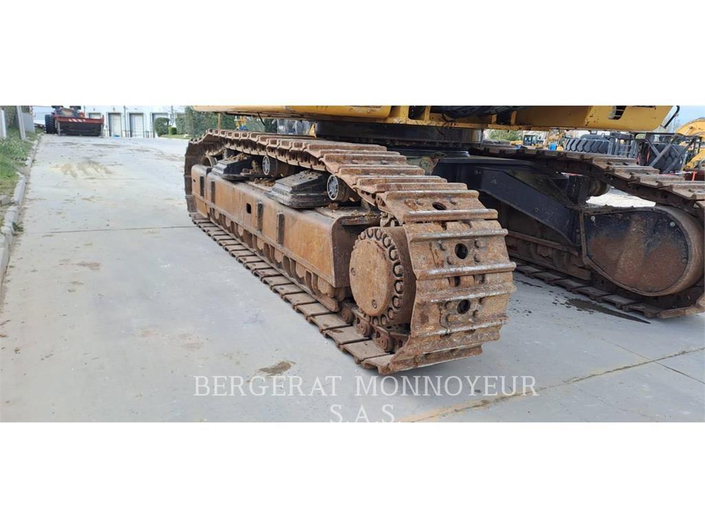 CAT 374D Excavadoras sobre orugas