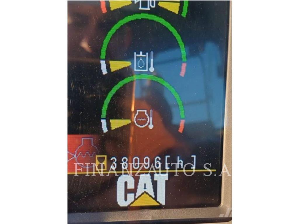 CAT 390DL Excavadoras sobre orugas