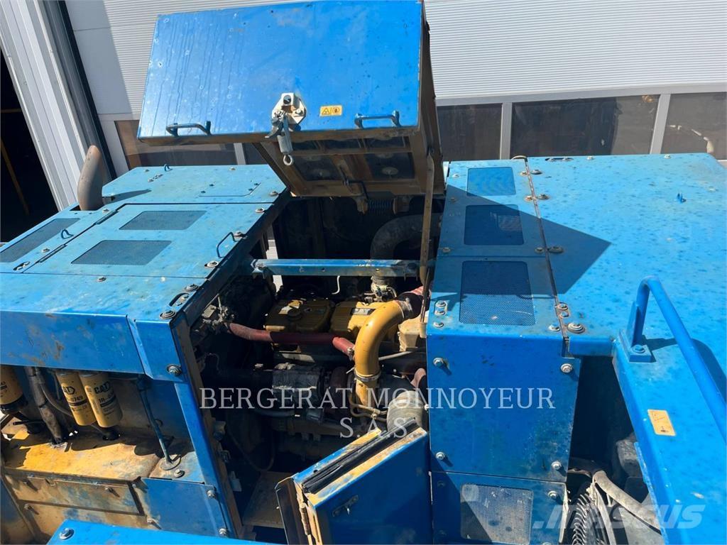 CAT 390F Excavadoras sobre orugas