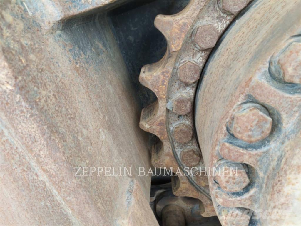 CAT 390FL Excavadoras sobre orugas