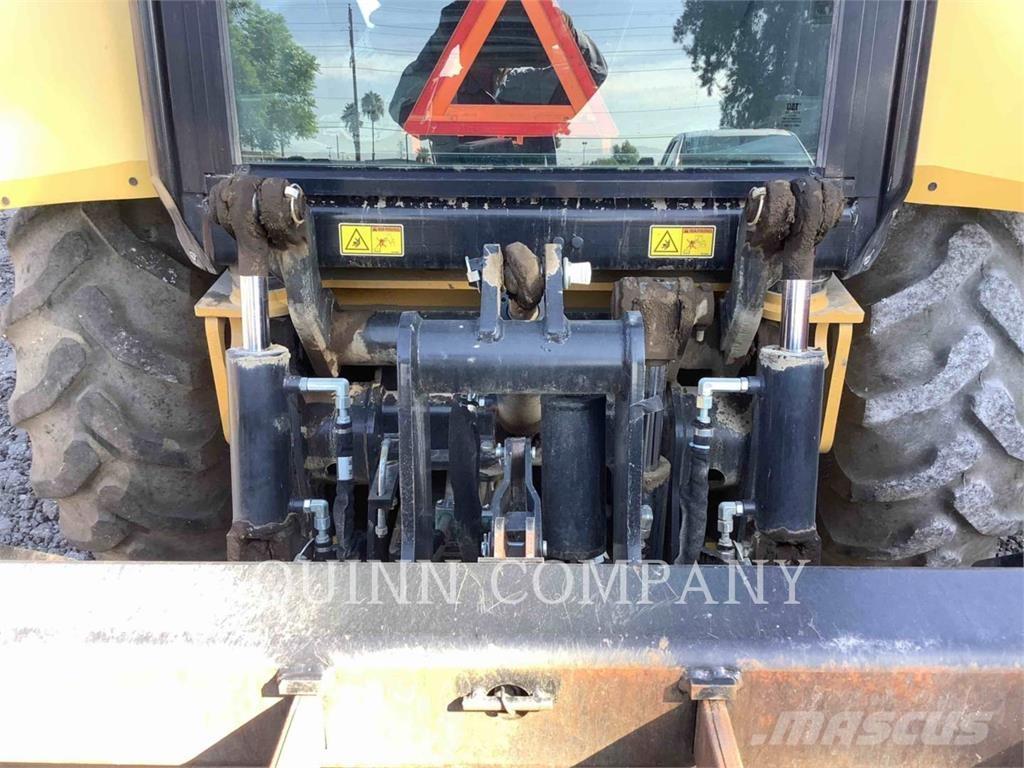 CAT 415IL Retrocargadoras