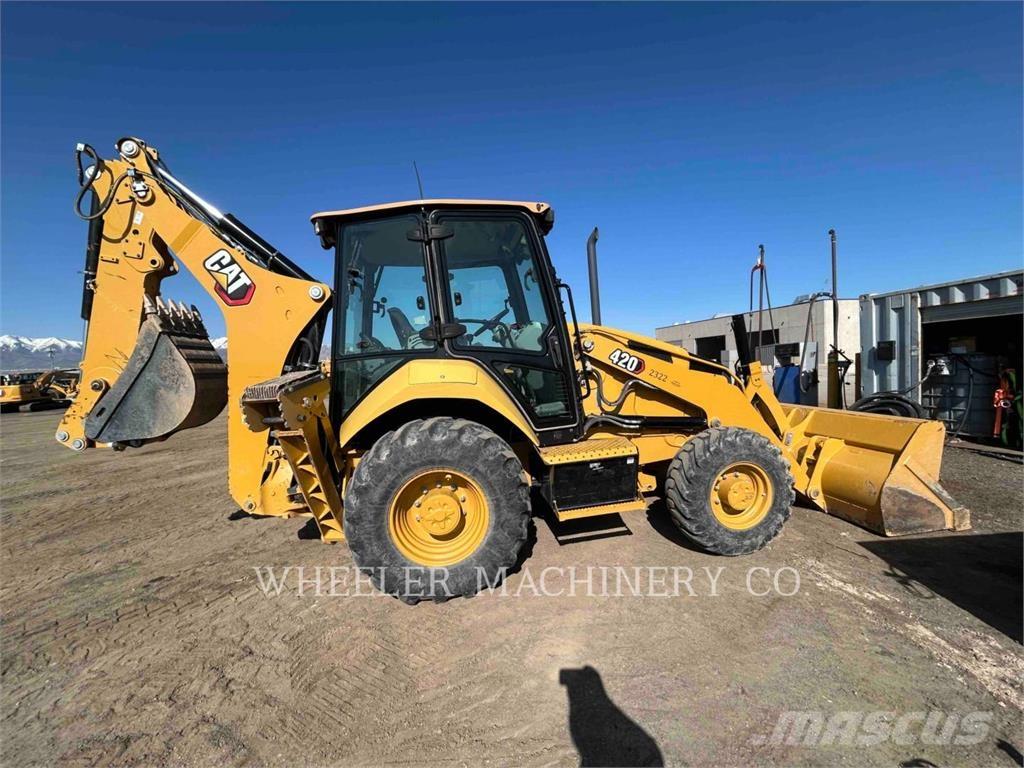 CAT 420 Retrocargadoras