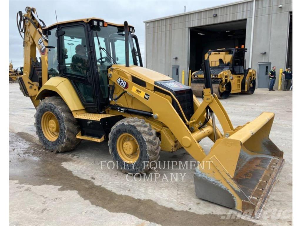 CAT 420-07 Retrocargadoras