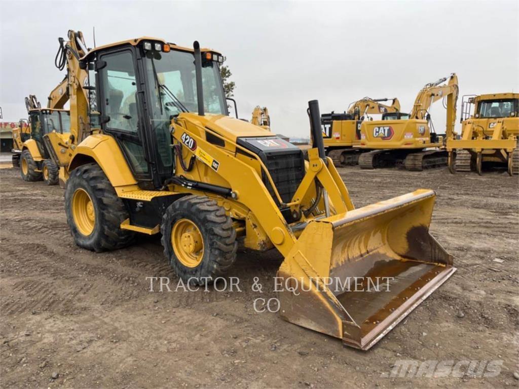 CAT 420-07 Retrocargadoras