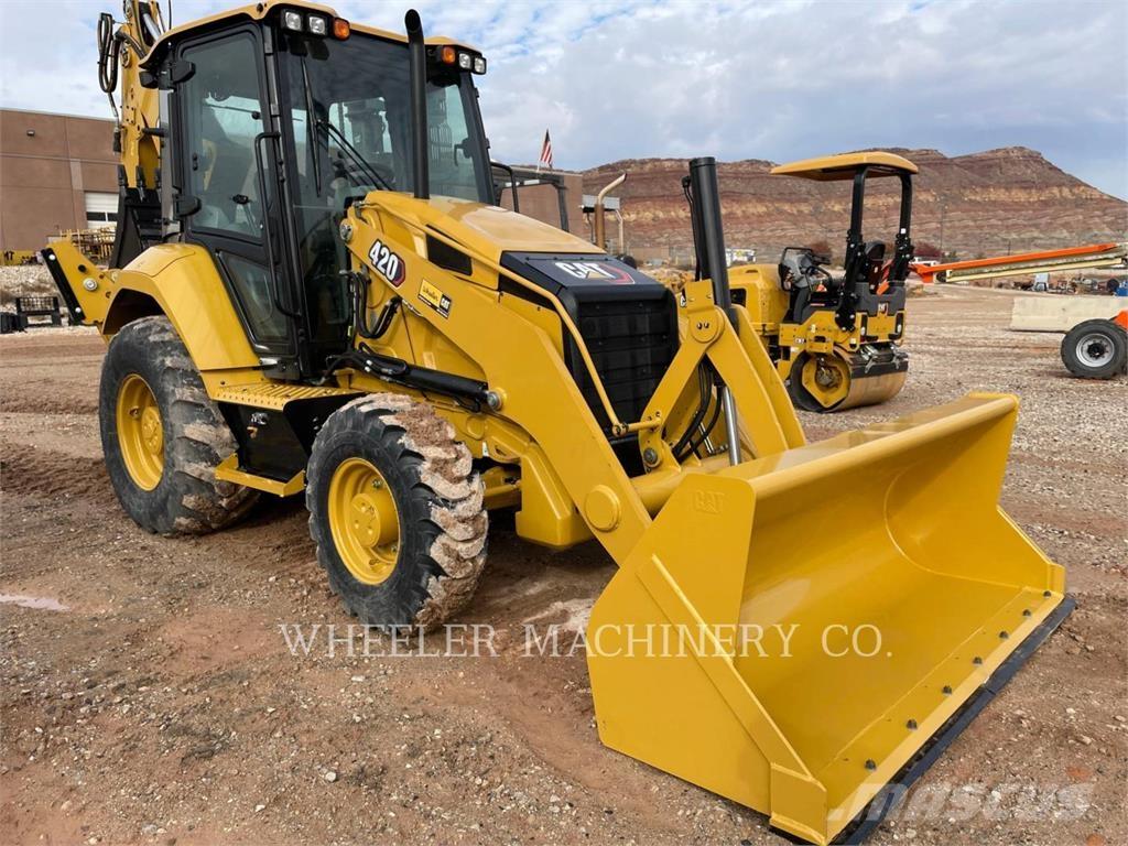 CAT 420 CF Retrocargadoras