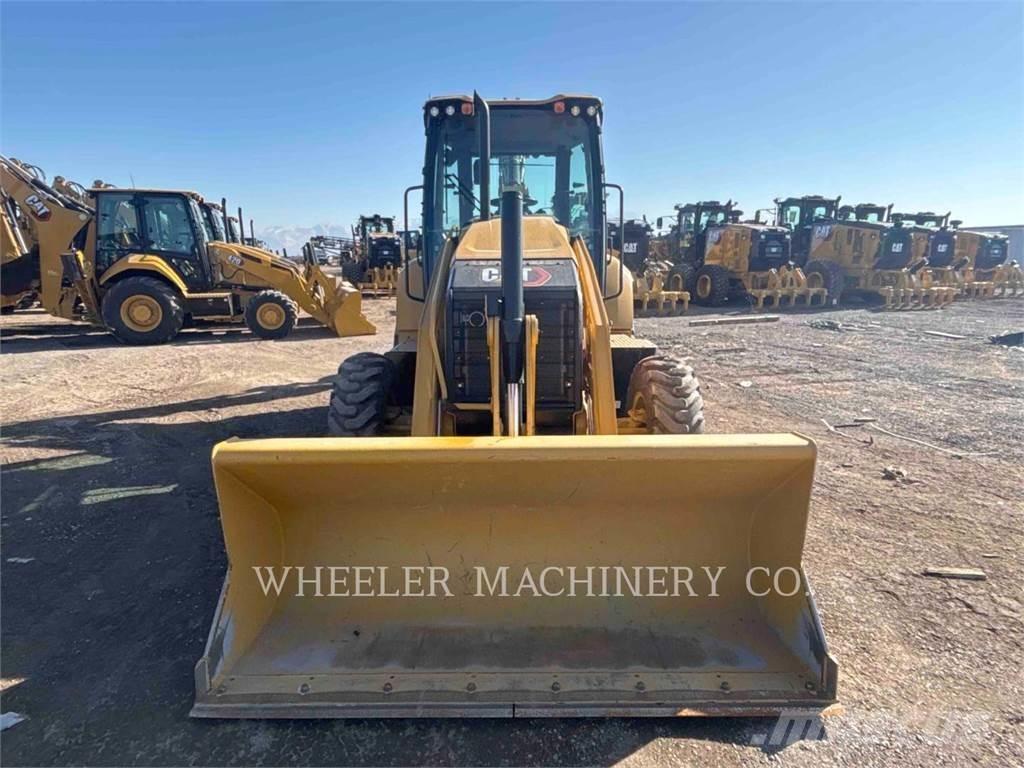 CAT 420 CF Retrocargadoras