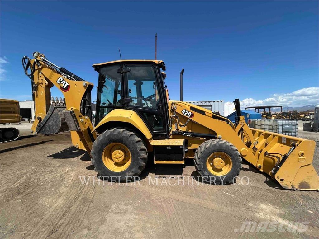 CAT 420 CF Retrocargadoras