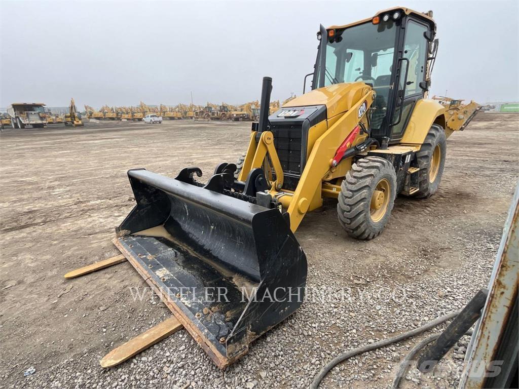 CAT 420 IT CF Retrocargadoras