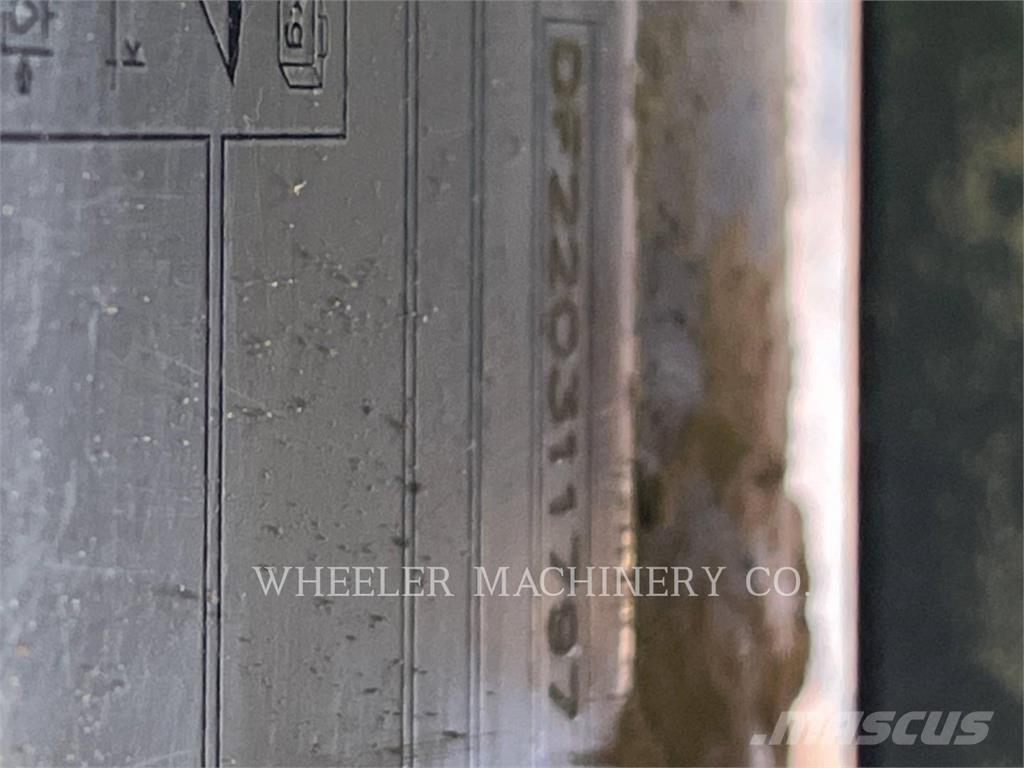 CAT 420 IT CF Retrocargadoras