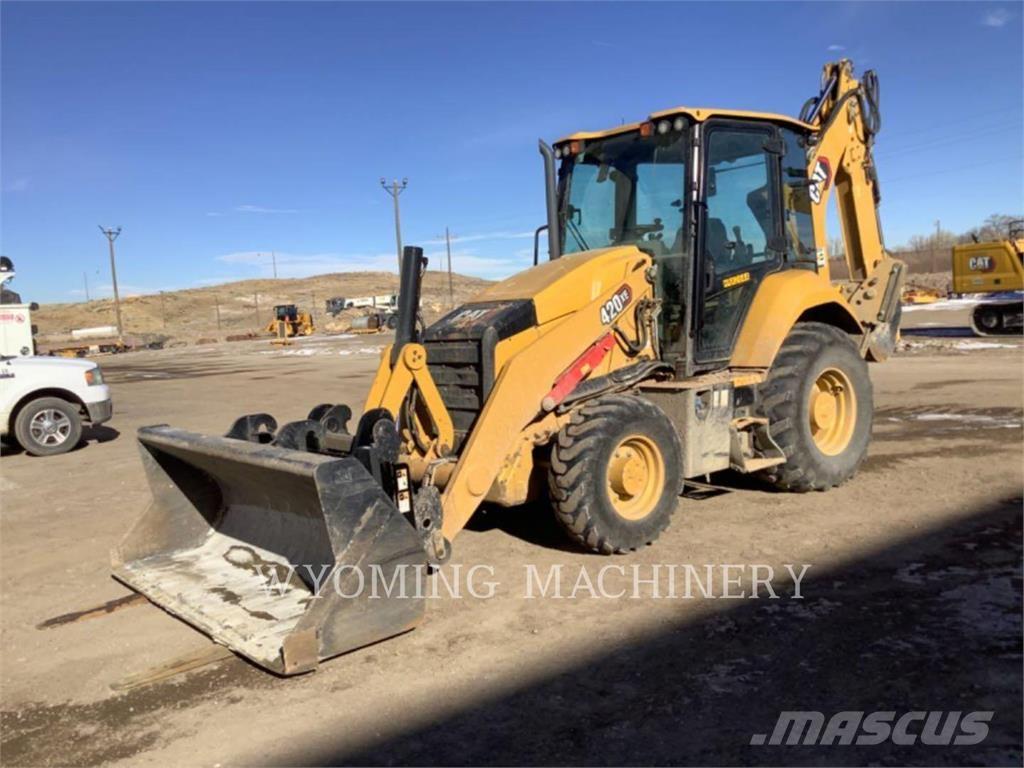 CAT 420 XE Retrocargadoras