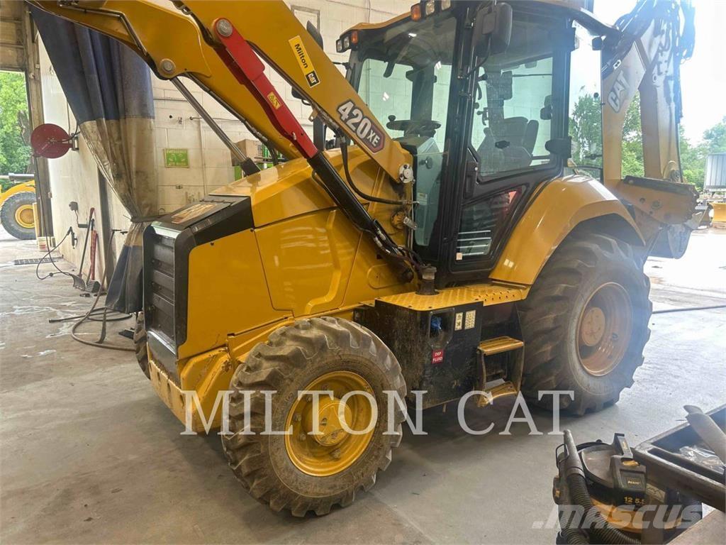 CAT 420 XE Retrocargadoras