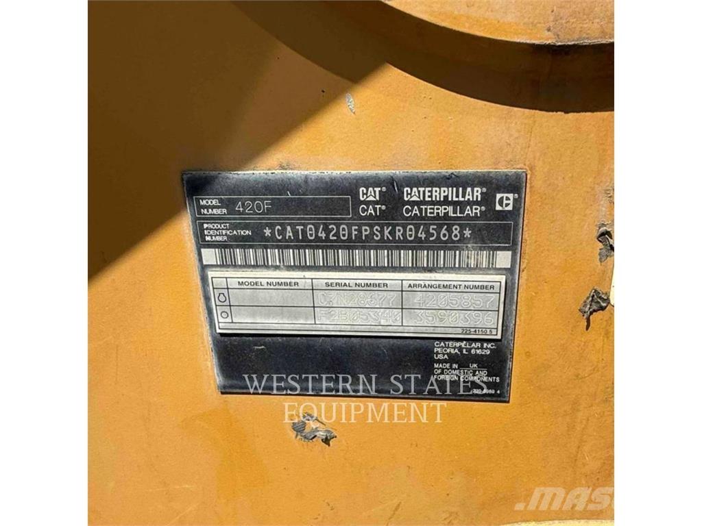 CAT 420F Retrocargadoras